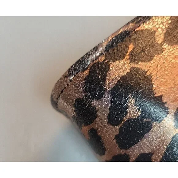 BETSEY JOHNSON CHEETAH LEOPARD PRINT COSMETICS CASE HANDBAG WRISTLET *READ - Picture 13 of 16